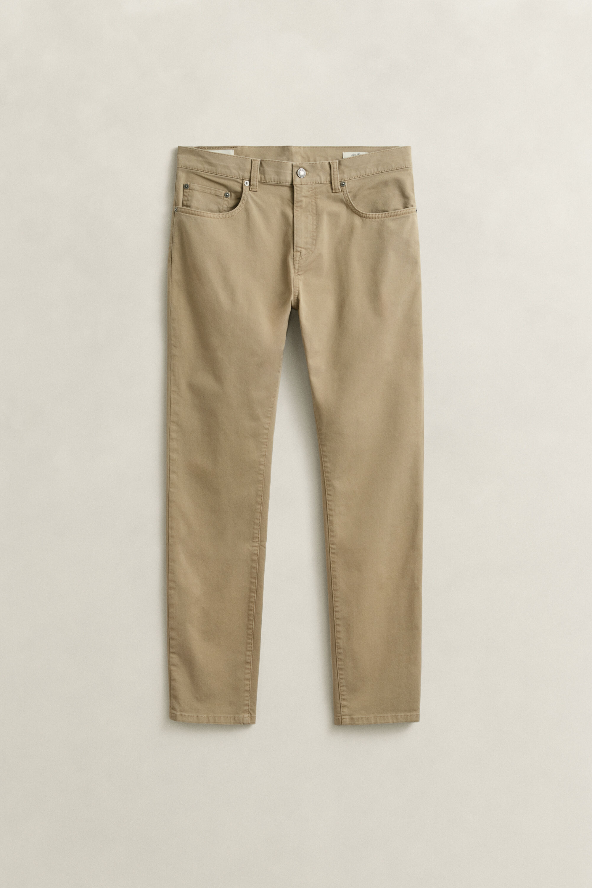 Slim fit ‑mitoitetut Desert-farkut