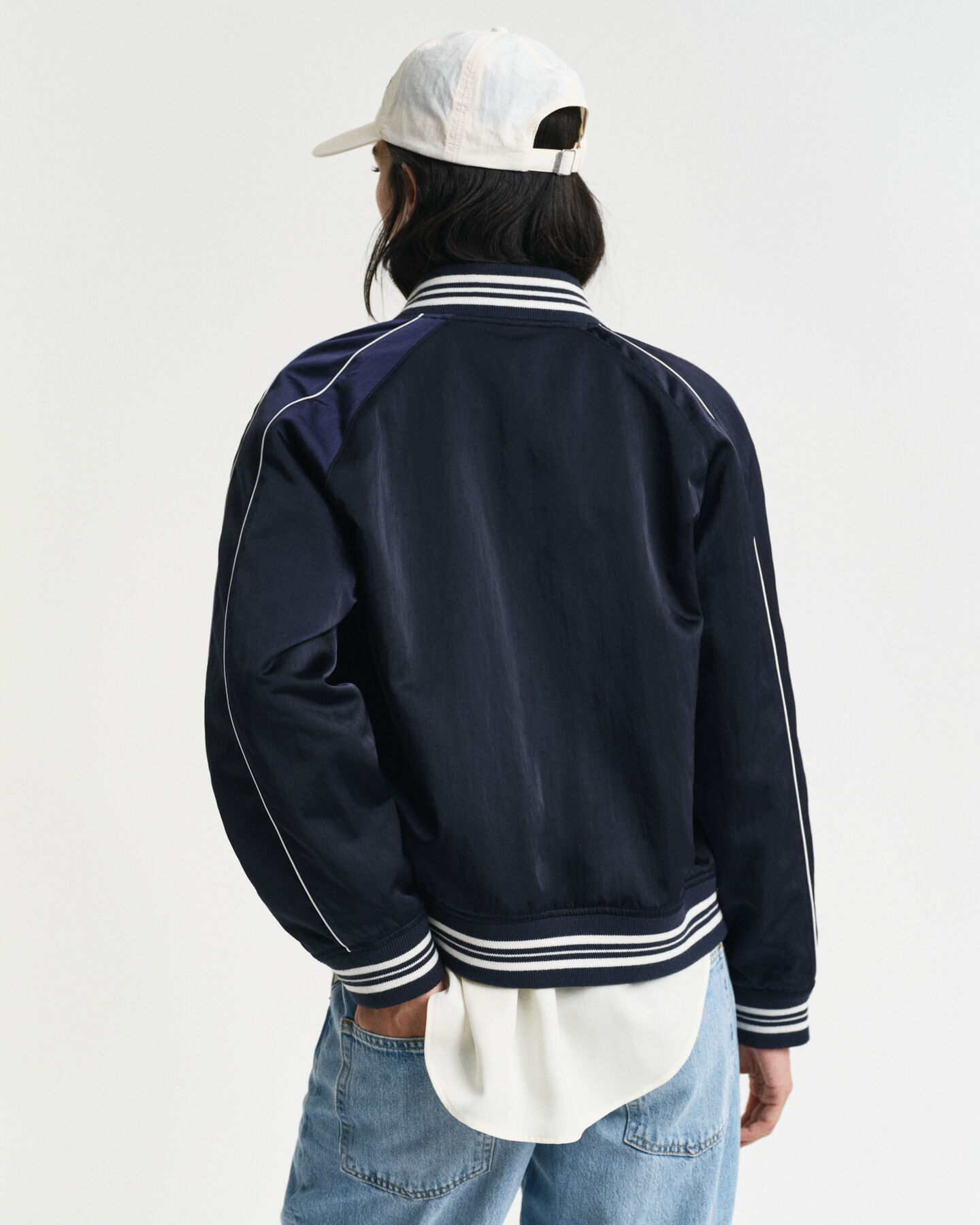 Satiininen Varsity Jacket -takki