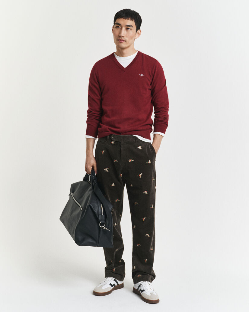 Klassinen puuvillaneulepusero, v-pääntie