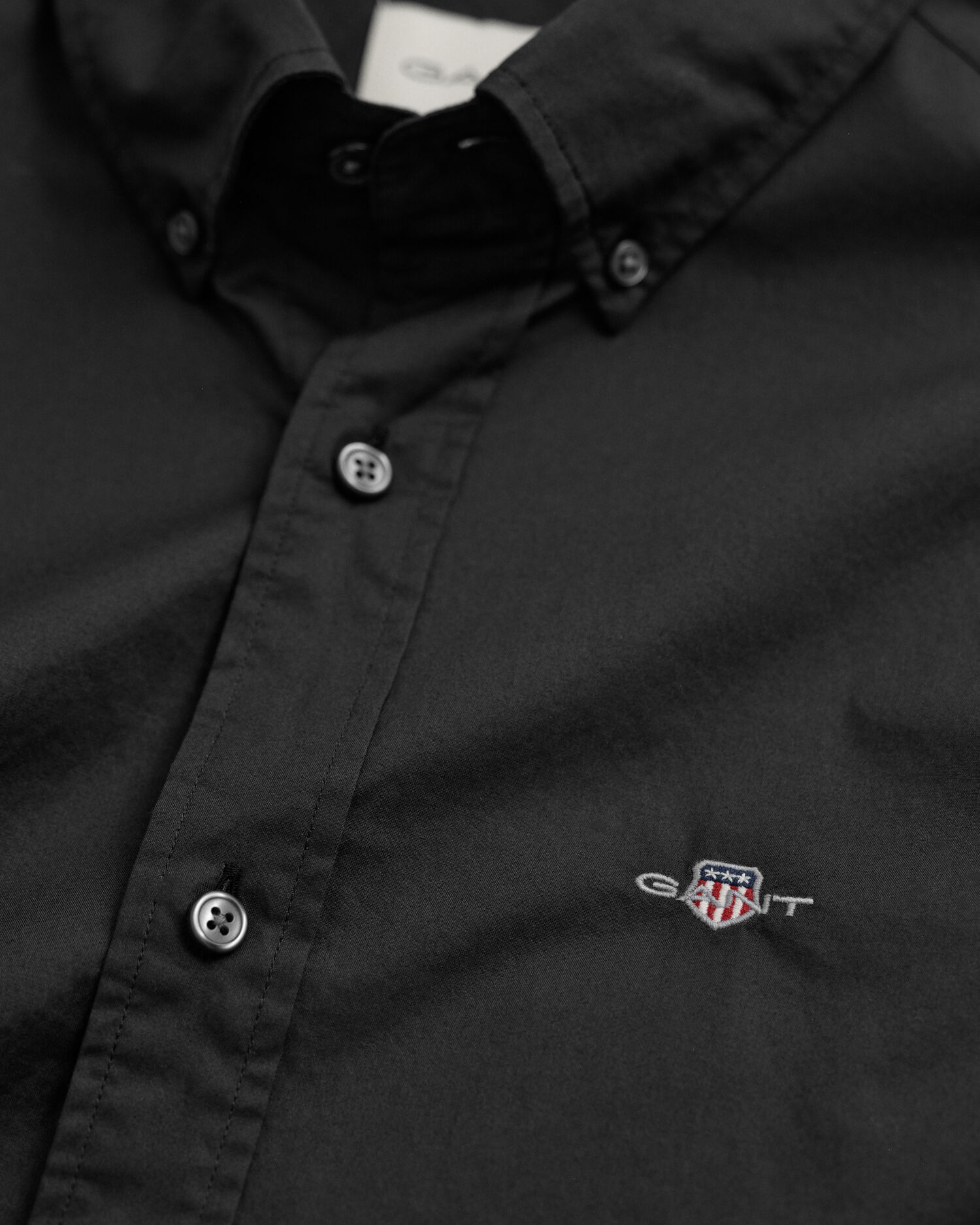 Slim fit ‑mitoitettu Classic-popliinipaita