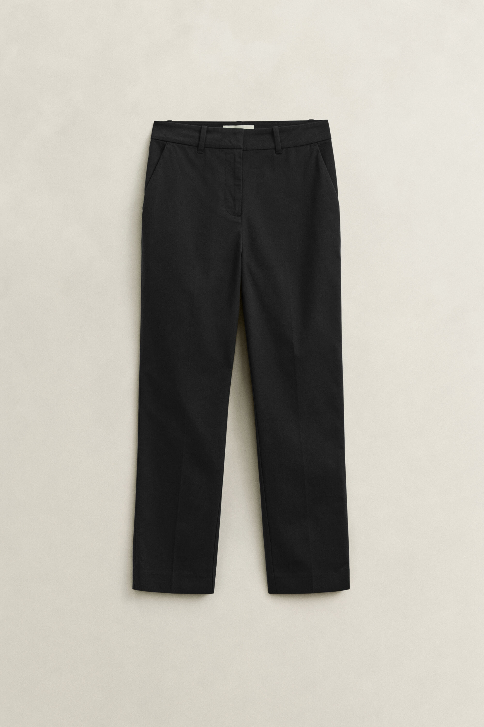 Slim fit ‑mitoitetut housut