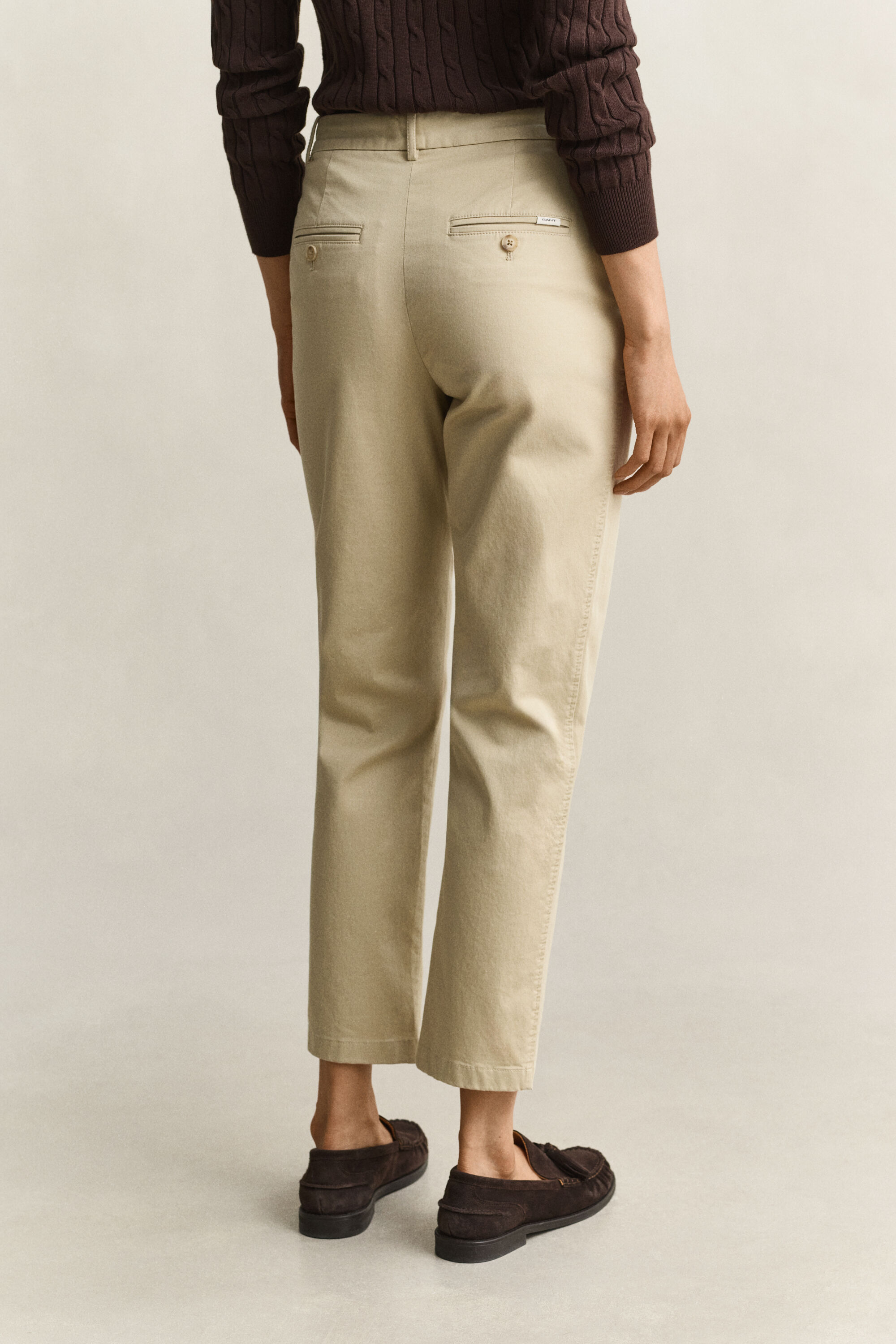Slim fit ‑mitoitetut chinot