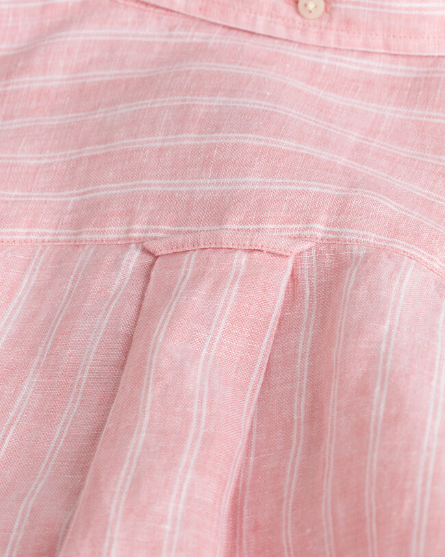 Regular&nbsp;fit ‑mitoitettu raidallinen pellavapaita