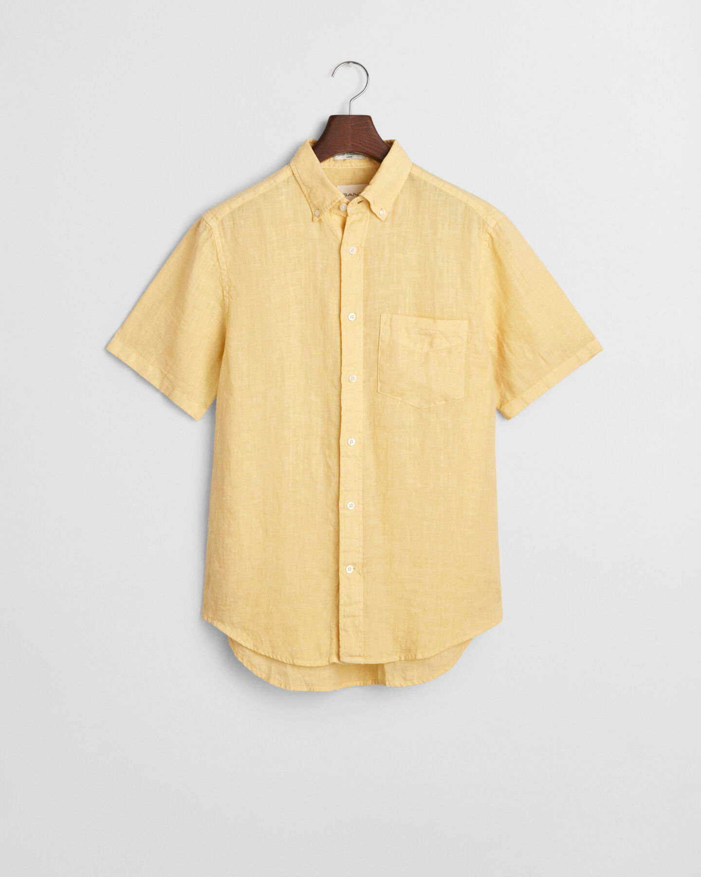 Regular fit ‑mitoitettu valmiina värjätty lyhythihainen pellavapaita