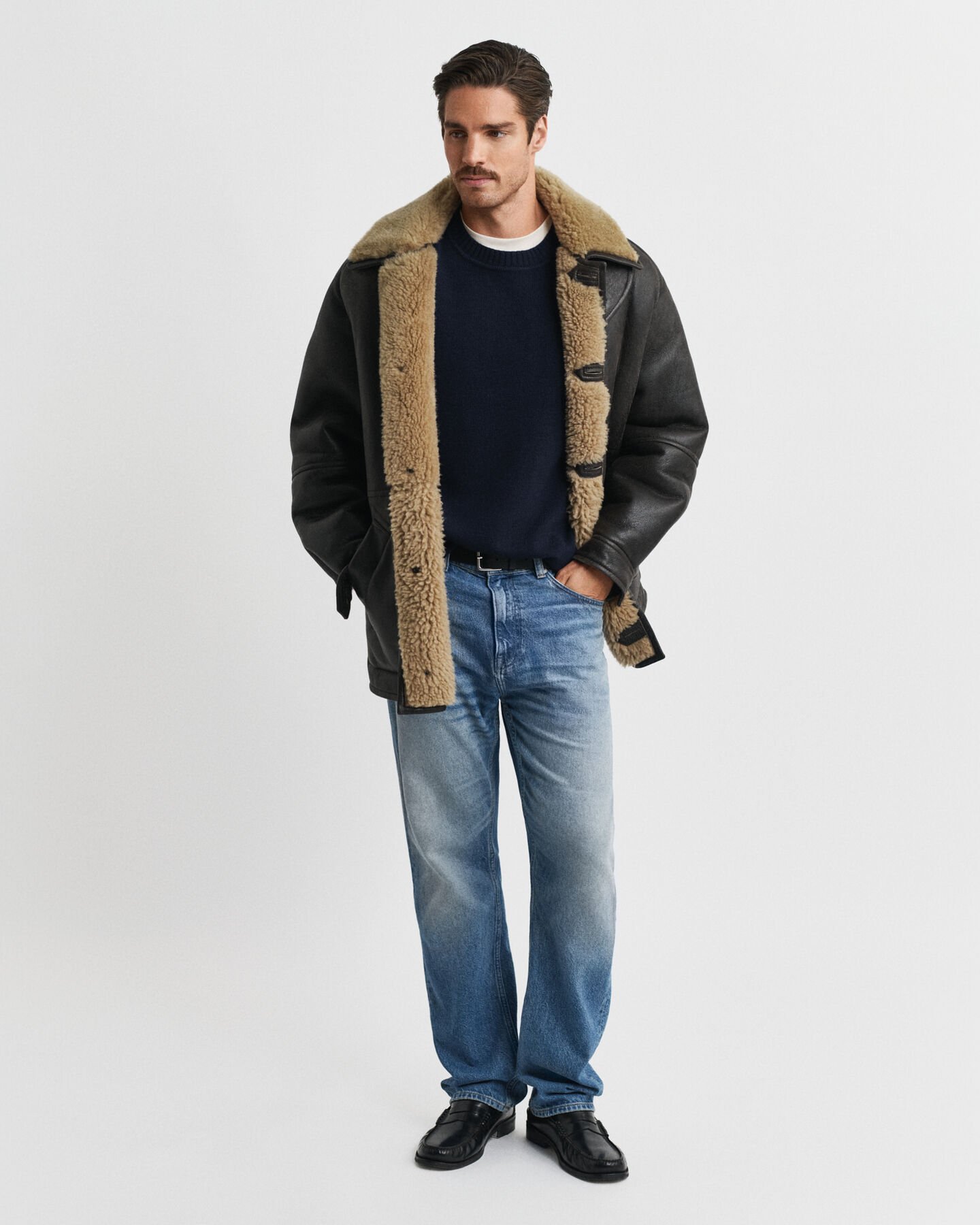 Kašmirsekoitteinen neulepusero, pyöreä pääntie