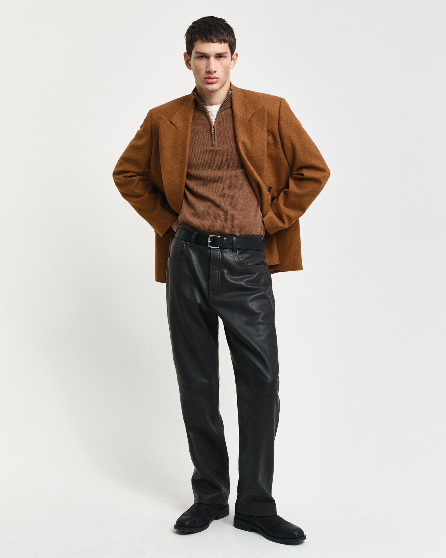 Viisitaskuiset nahkafarkut