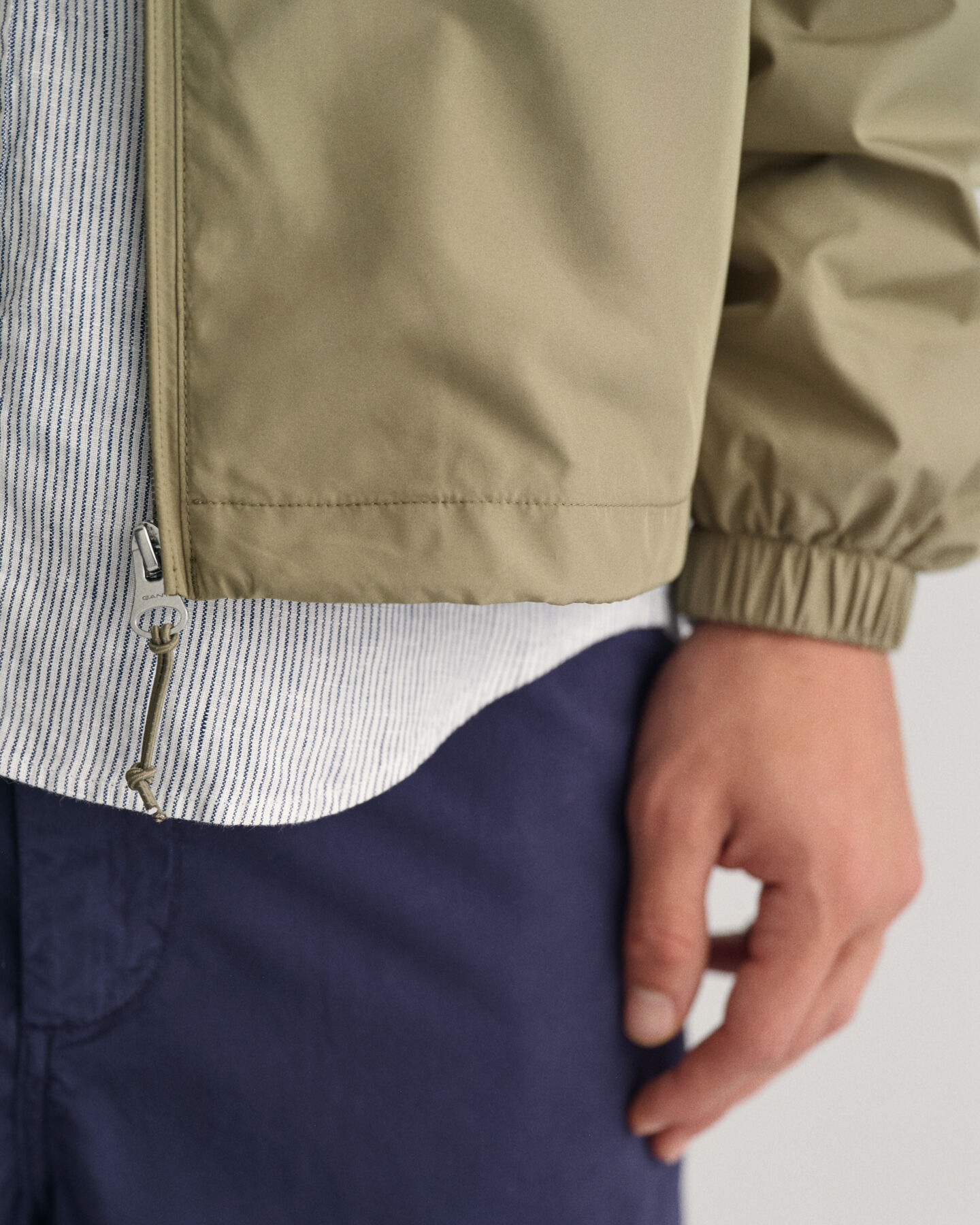 Kevyt Windshielder-takki