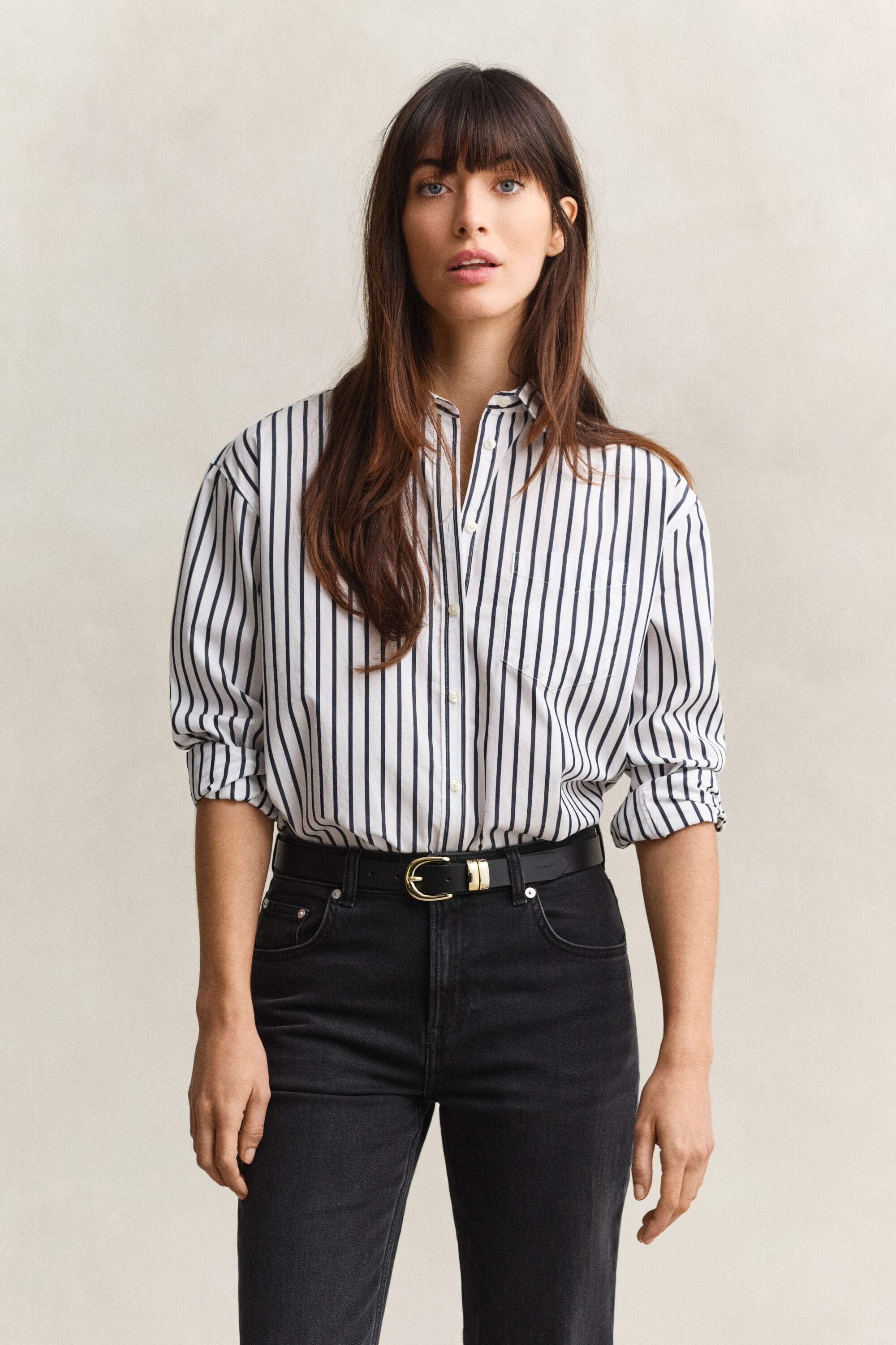 Relaxed fit ‑mitoitettu klassinen popliiniraitapaita
