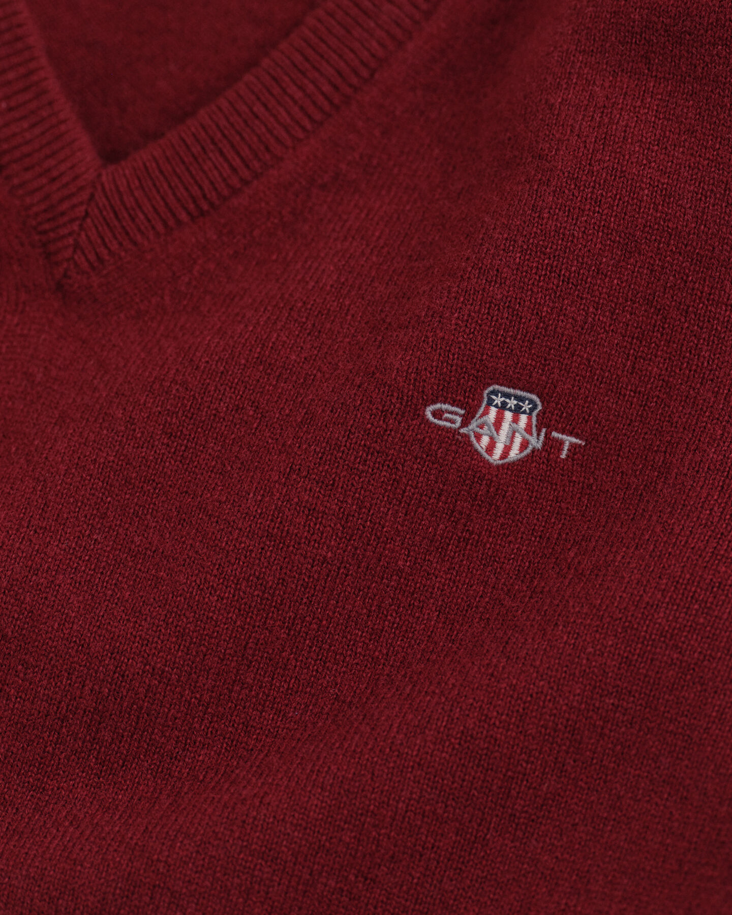 Ohut lampaanvillaneule, v-pääntie