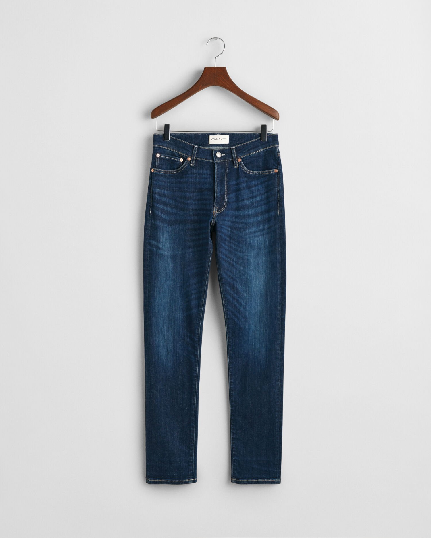 Extra slim fit ‑mitoitetut Active Recover -farkut