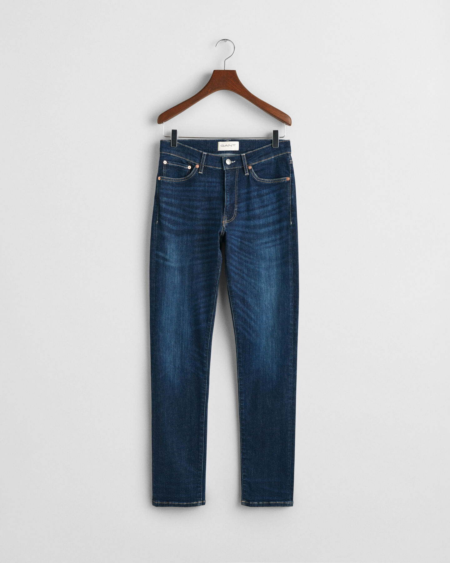 Extra slim fit ‑mitoitetut Active Recover -farkut