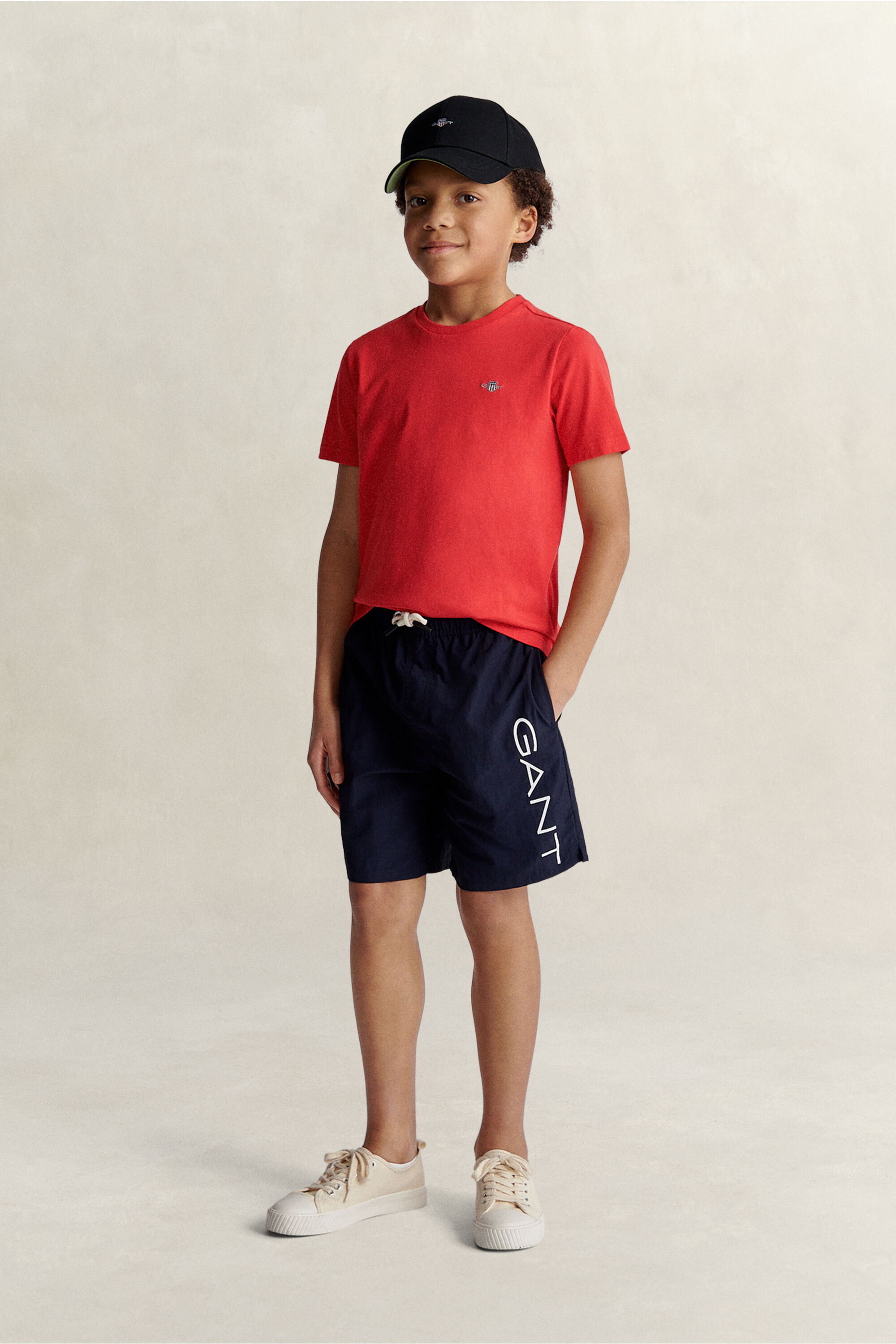 Teens-malliston Shield-t‑paita