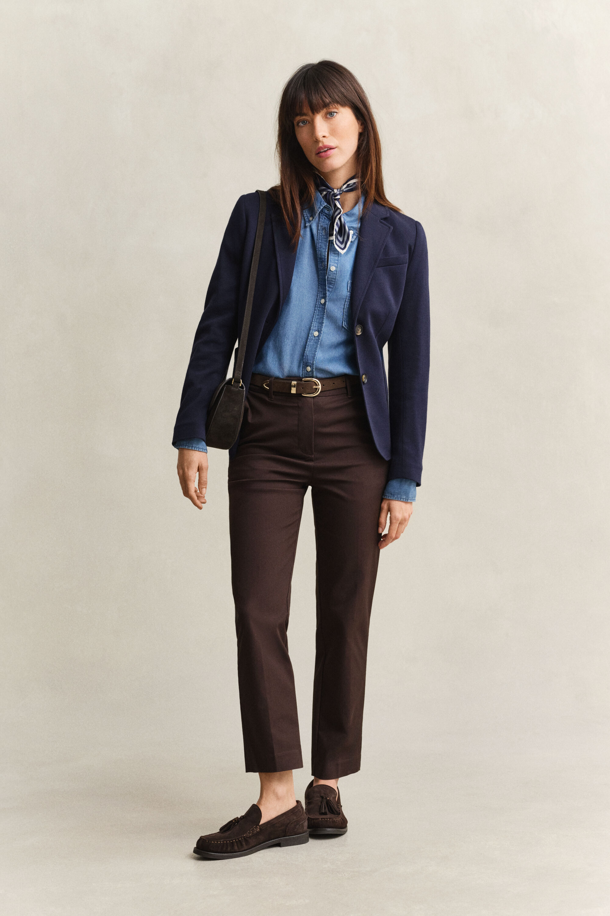 Slim fit ‑mitoitetut housut