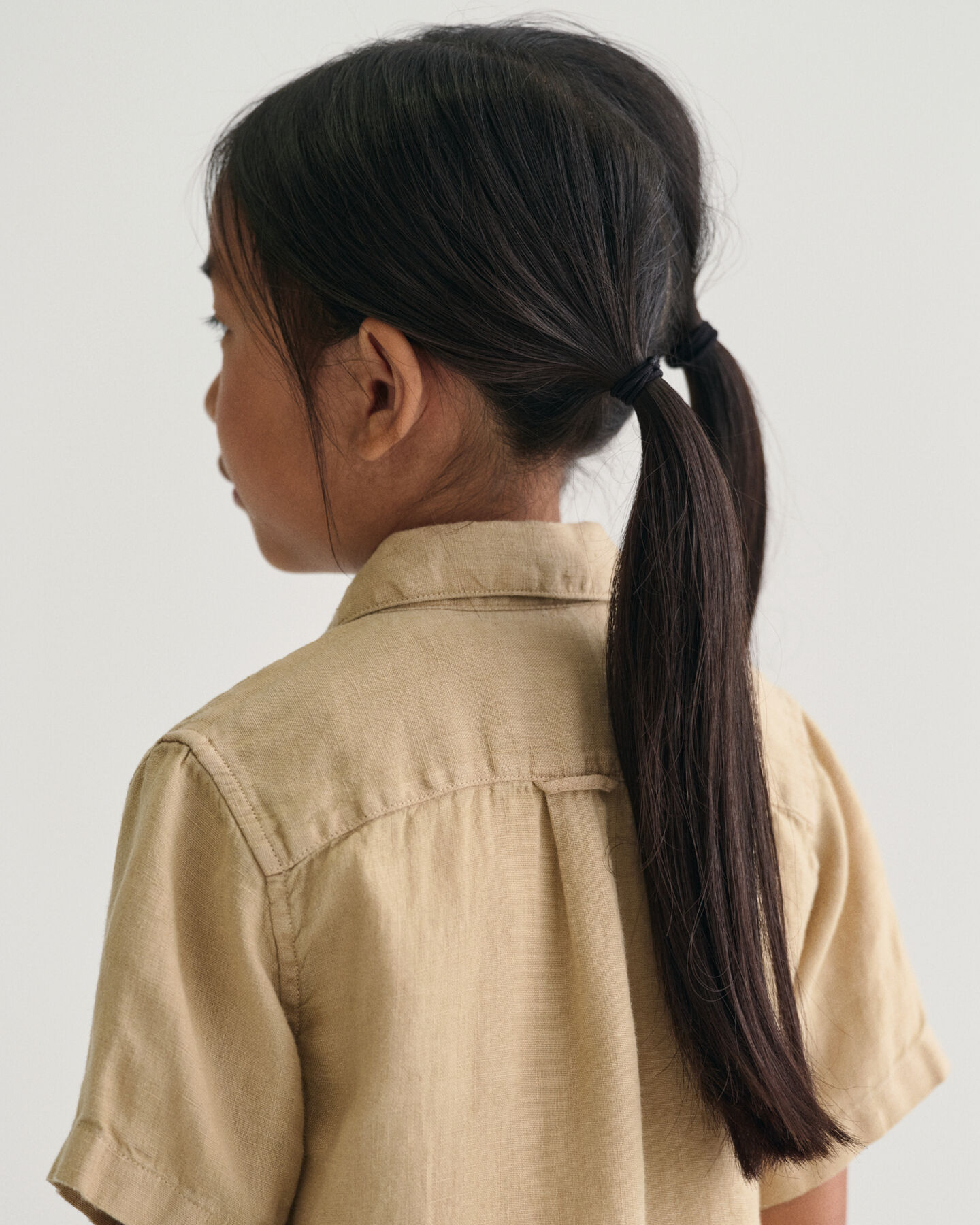 Kids-malliston lyhythihainen pellavapaita