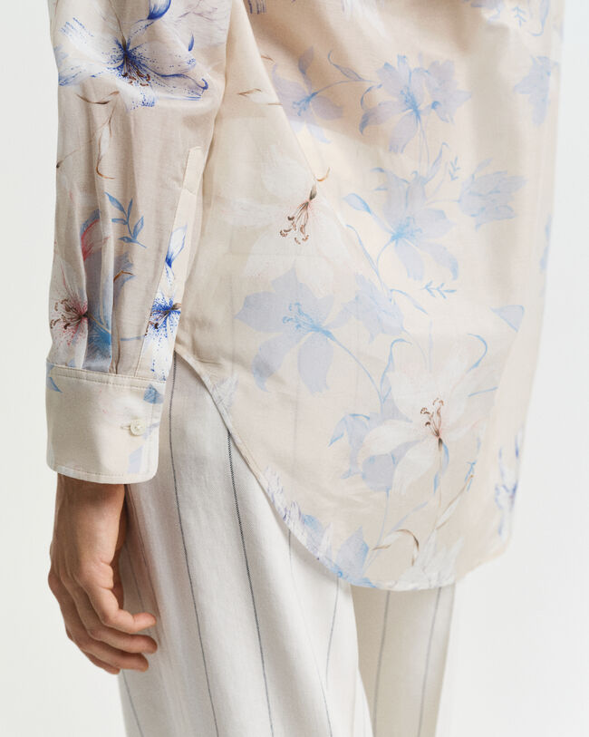 Relaxed fit ‑mitoitettu kukkapaita puuvilla-silkkisekoitetta