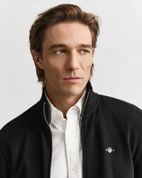 Vetoketjullinen Shield‑collegepaita