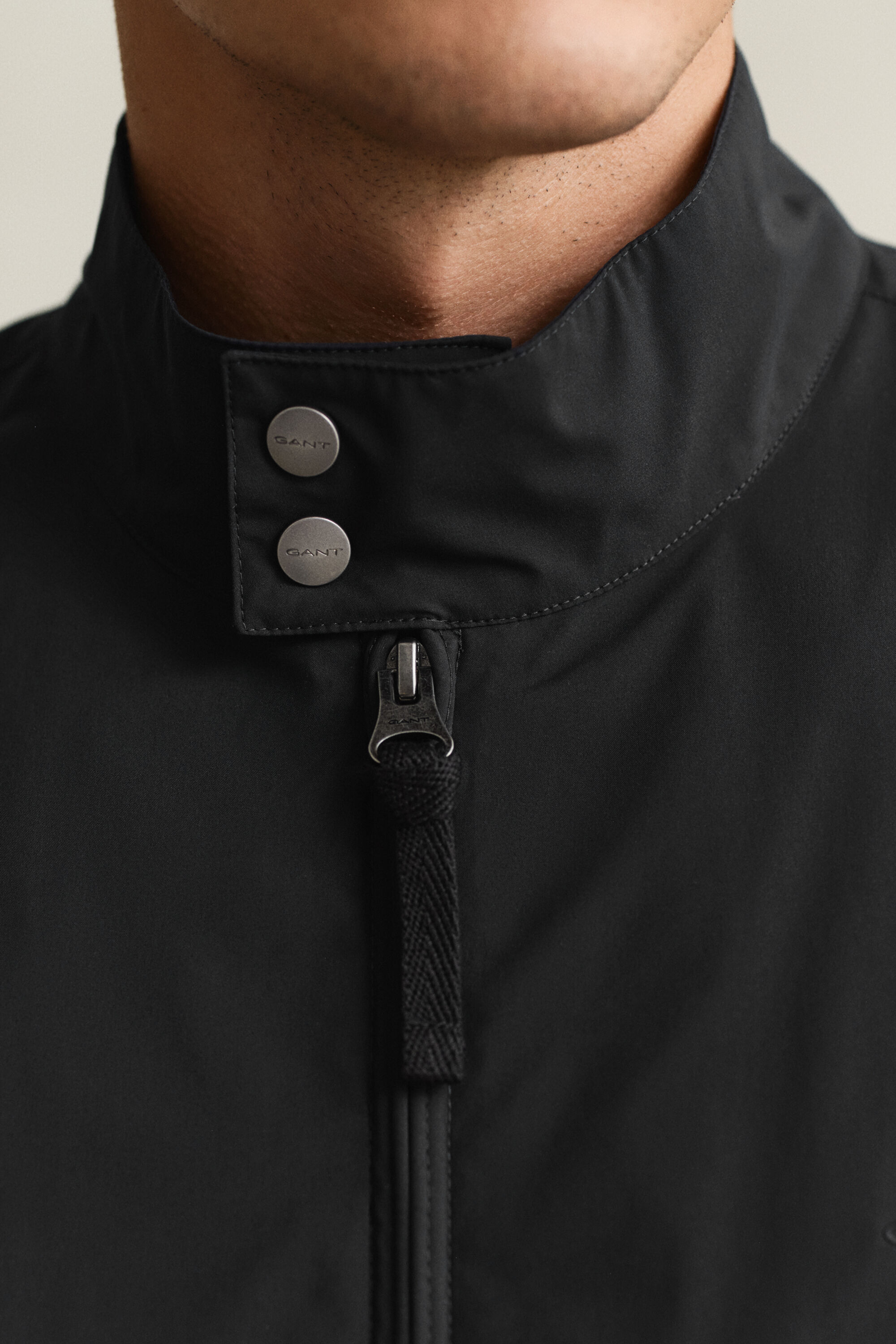 Kevyt Harrington‑takki