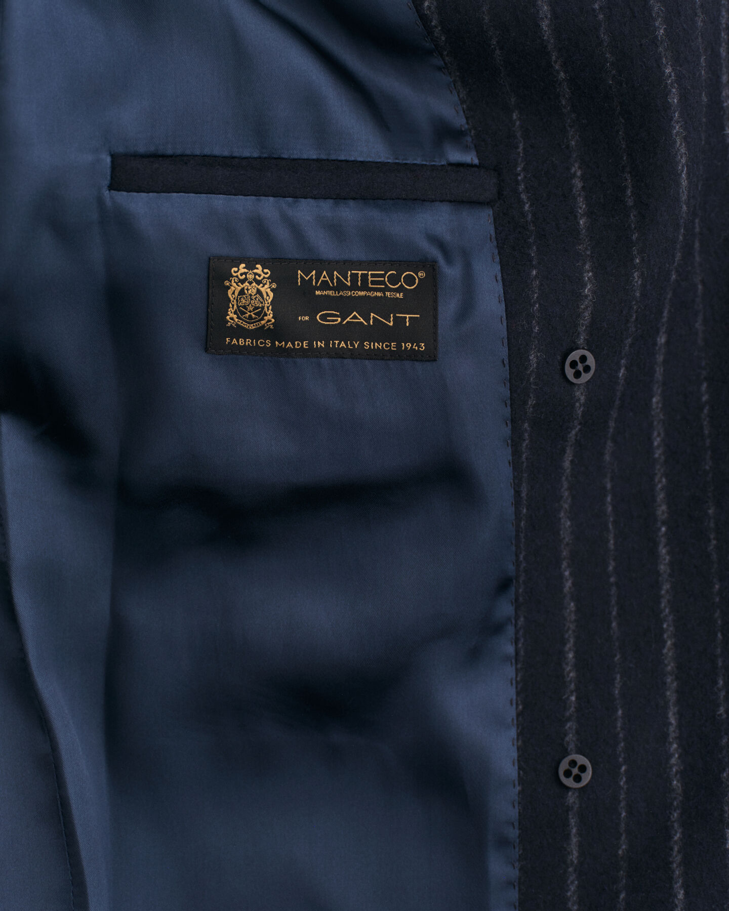 Liituraitainen villakangastakki