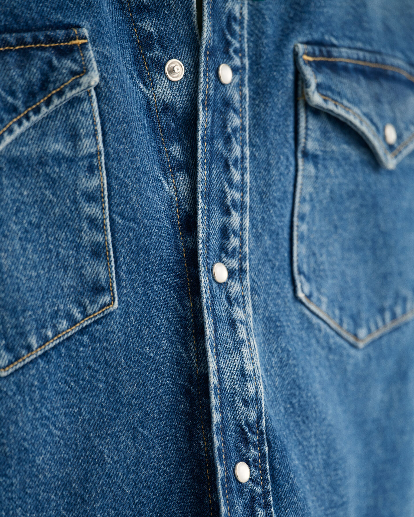 Relaxed fit ‑mitoitettu Western-farkkupaita