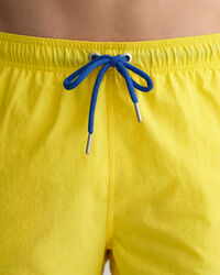 Classic&nbsp;fit ‑mitoitetut uimashortsit