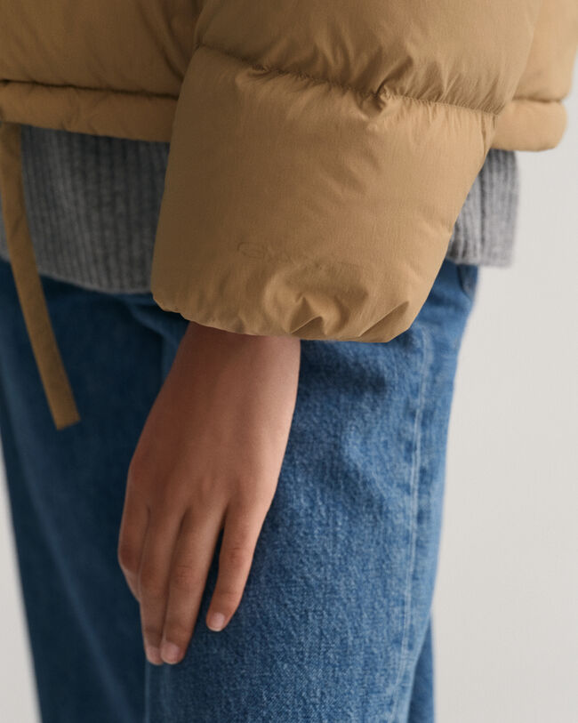 Lyhyt kevytuntuvatakki