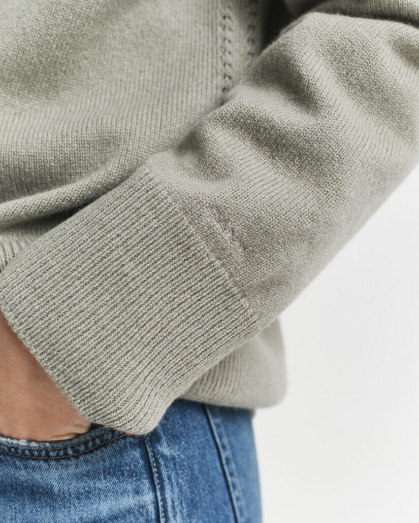 Villa-kašmirsekoitteinen neuletakki