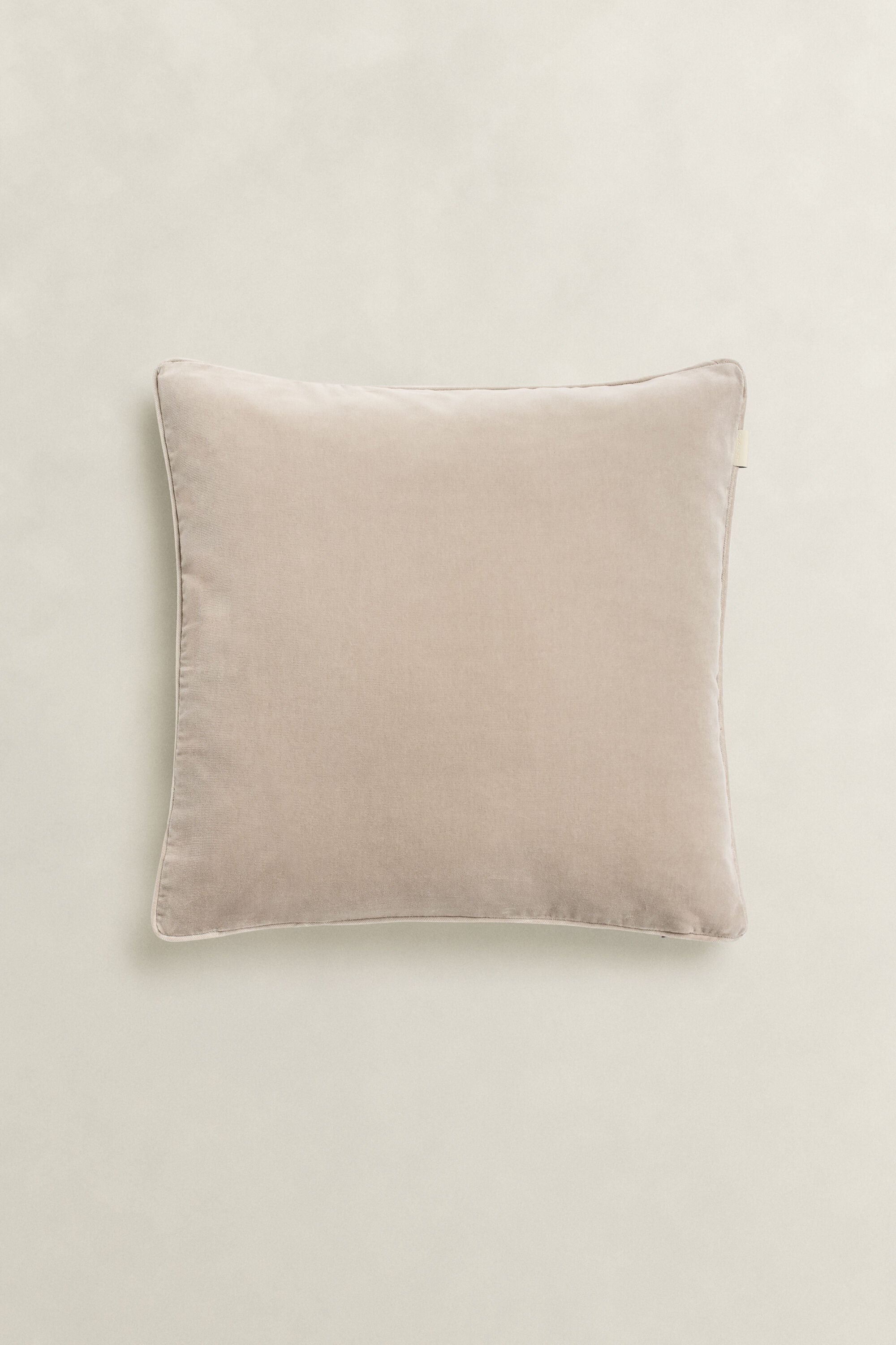 Velvet-tyynynpäällinen