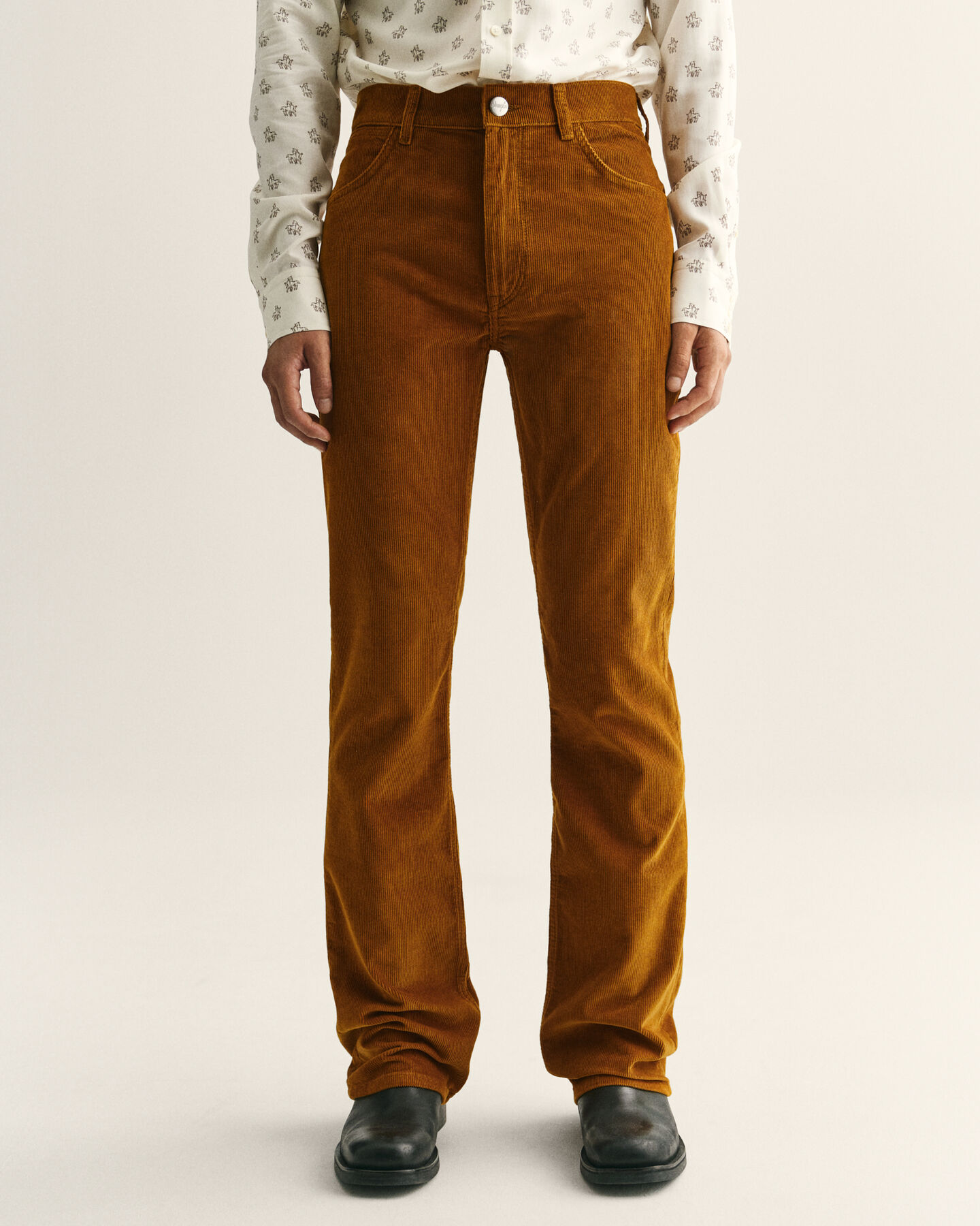 Wrangler x GANT ‑malliston Bootcut-vakosamettifarkut