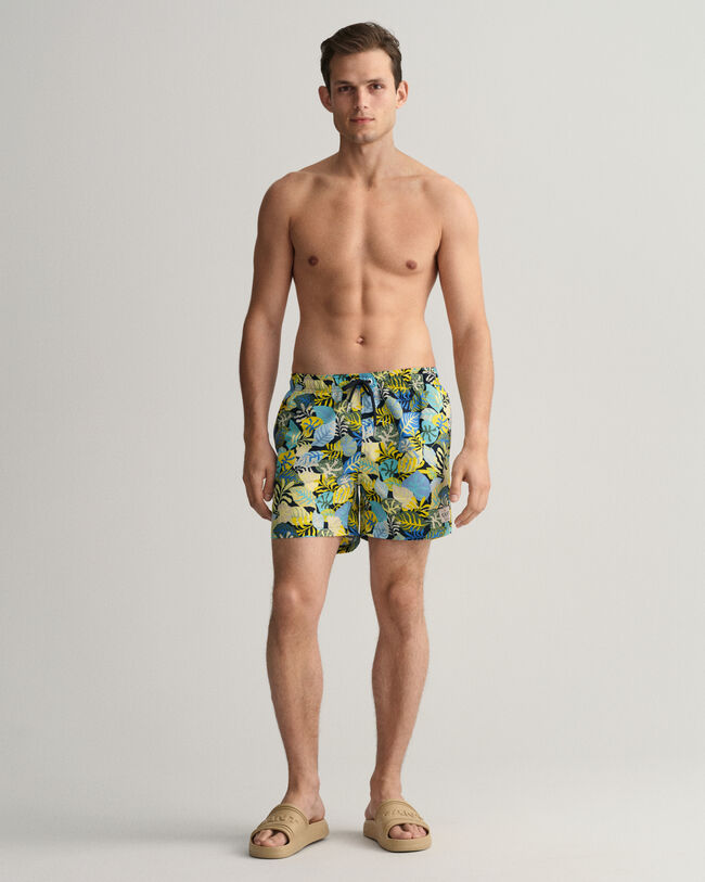 Classic&nbsp;fit ‑mitoitetut uimashortsit trooppisella printtikuosilla