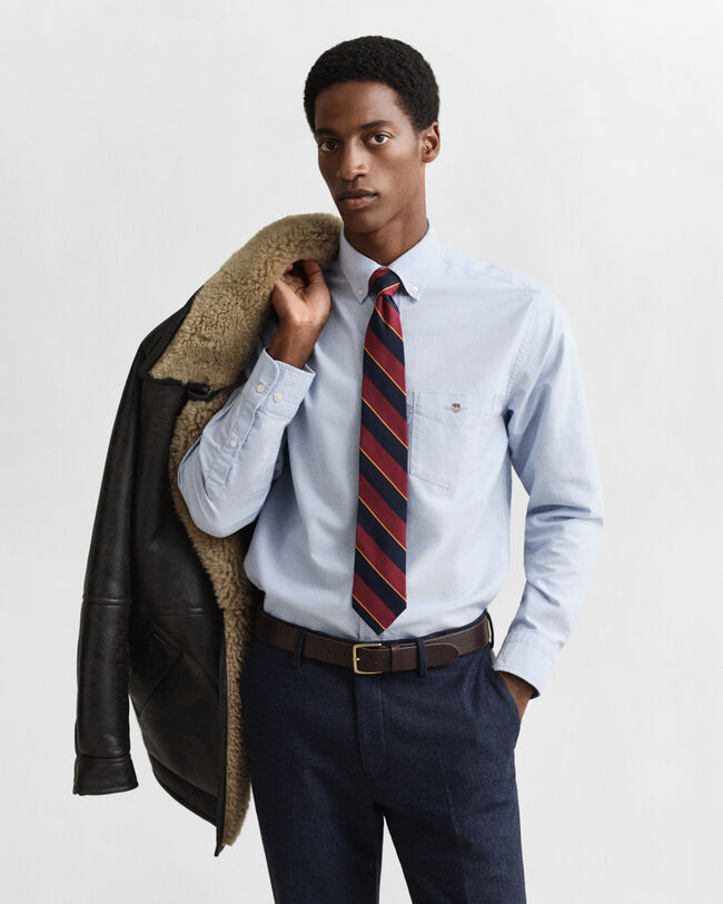 Regular fit ‑mitoitettu klassinen oxford-paita