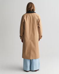 Nahkakauluksinen autotakki