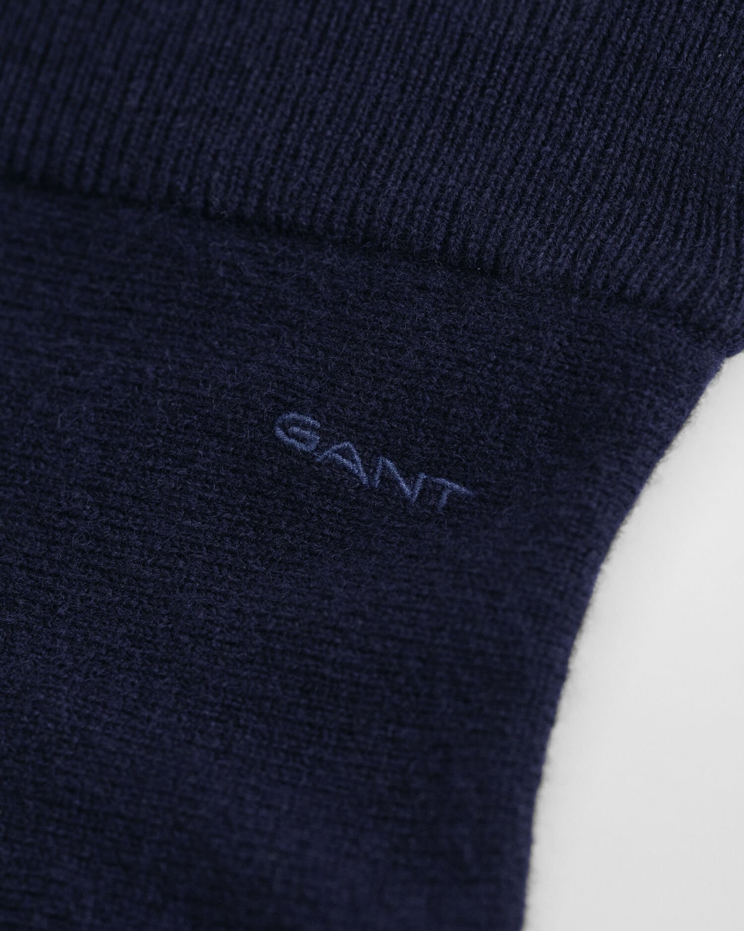 Hame erittäin hienosta lampaanvillasta