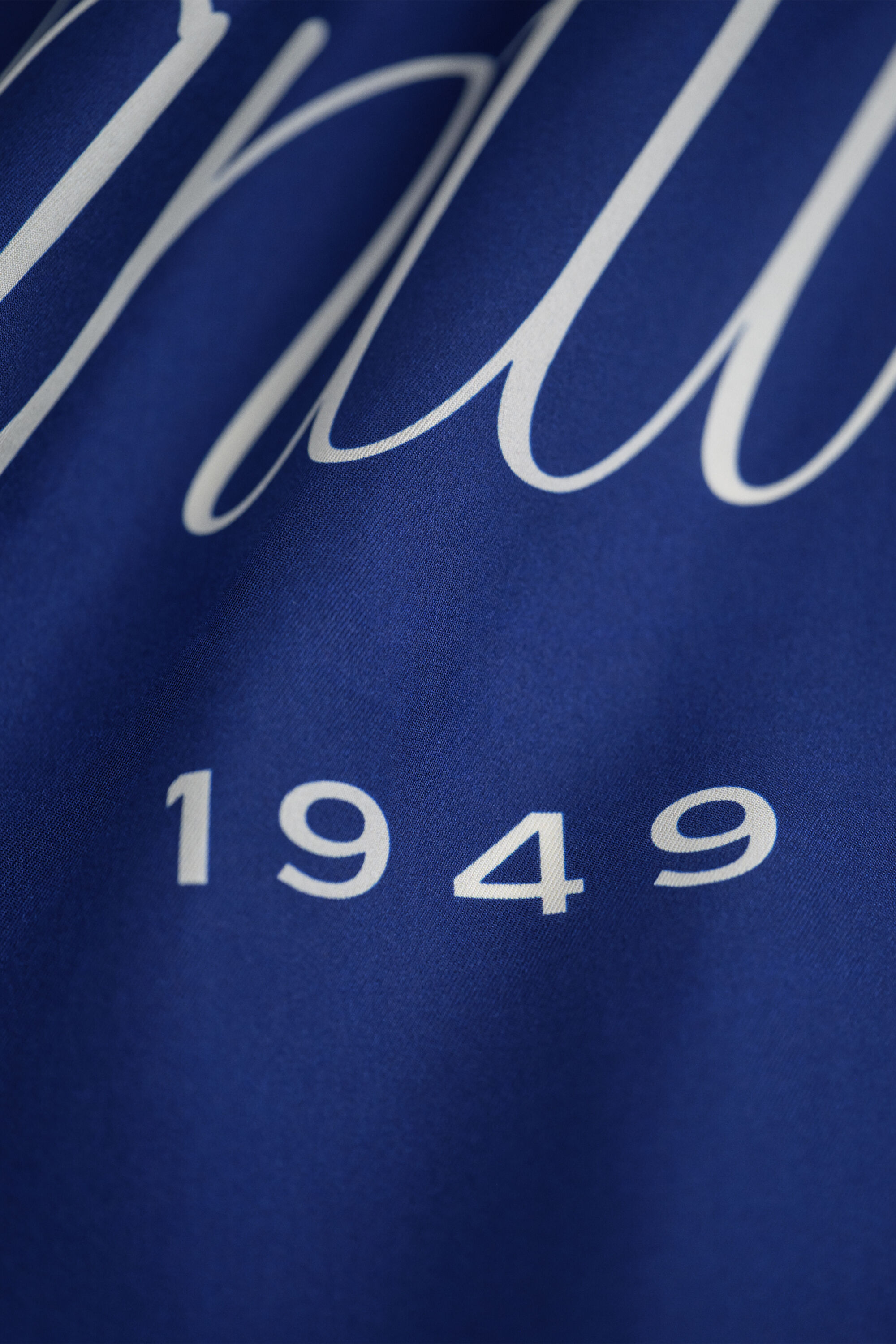 Köysikuvioinen silkkihuivi