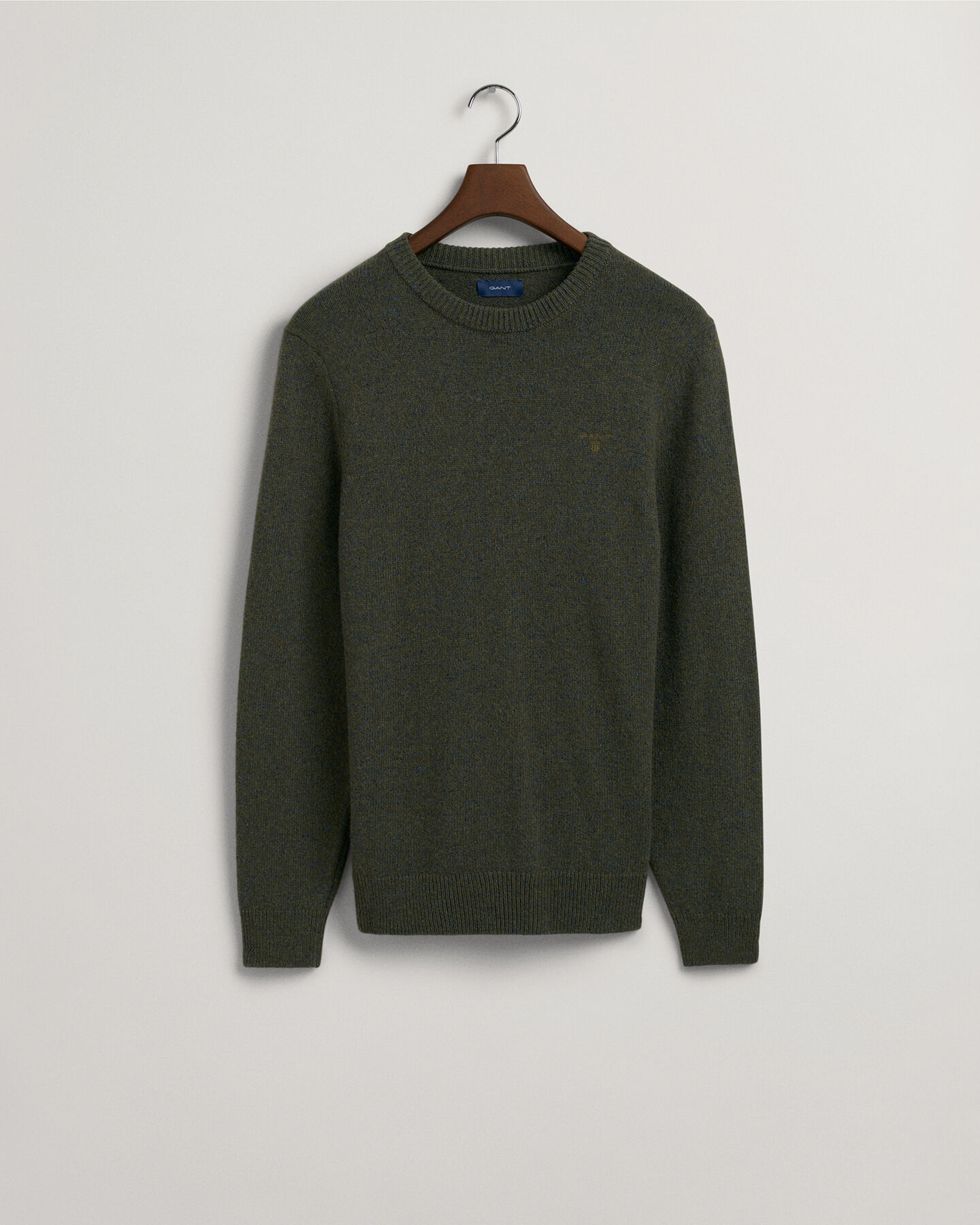 Meleerattu Neps-neulepusero, py&ouml;re&auml; p&auml;&auml;ntie