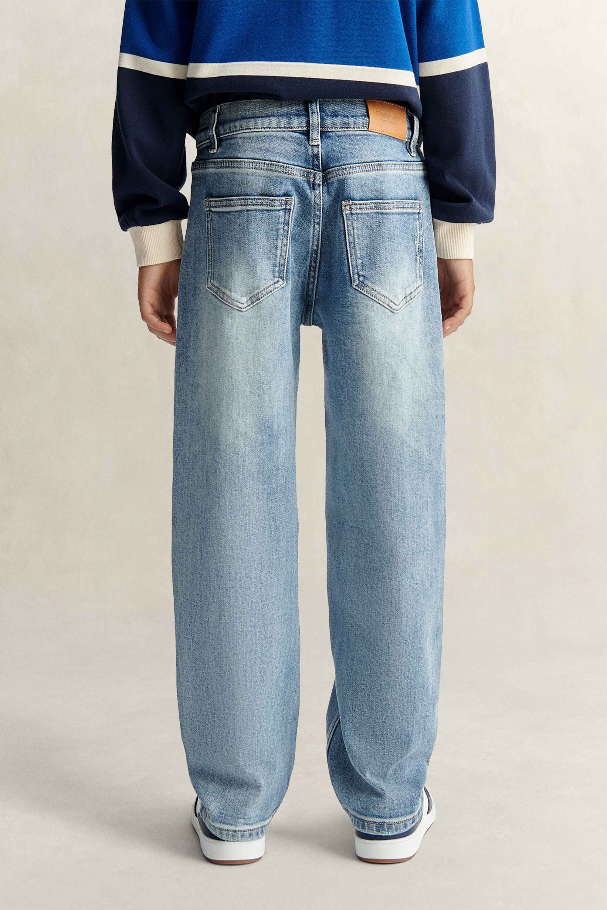 Teen Boys ‑malliston relaxed fit ‑mitoitetut farkut