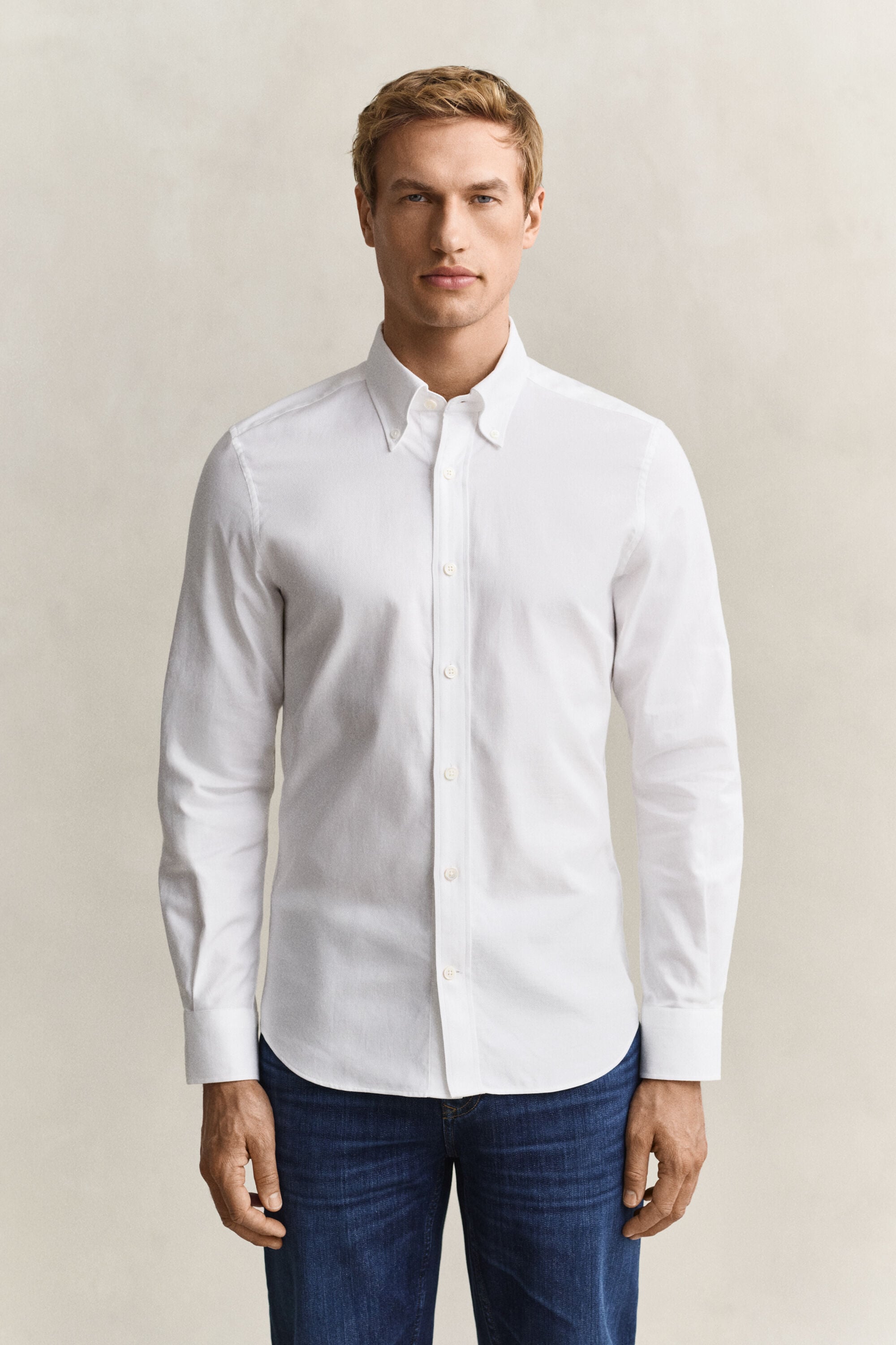 Slim fit ‑mitoitettu kauluspaita