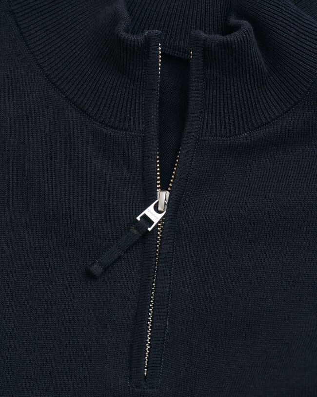 Teens-malliston Shield-puuvillaneulepusero, jossa vetoketjullinen pääntie