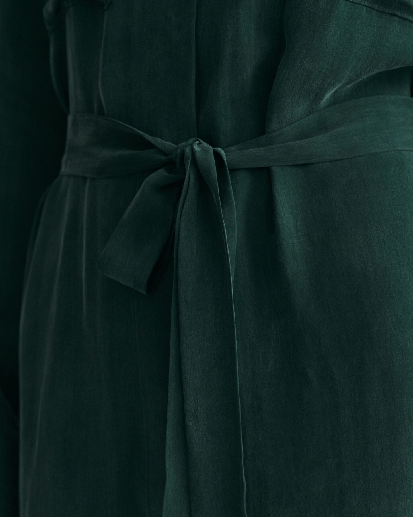 Relaxed fit ‑mitoitettu utility-paitamekko