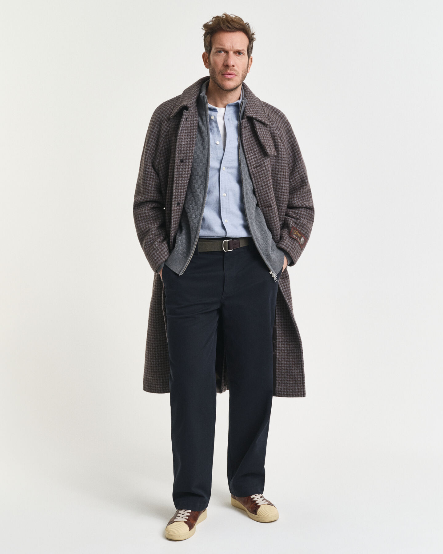 Kohopintainen vetoketjuneule