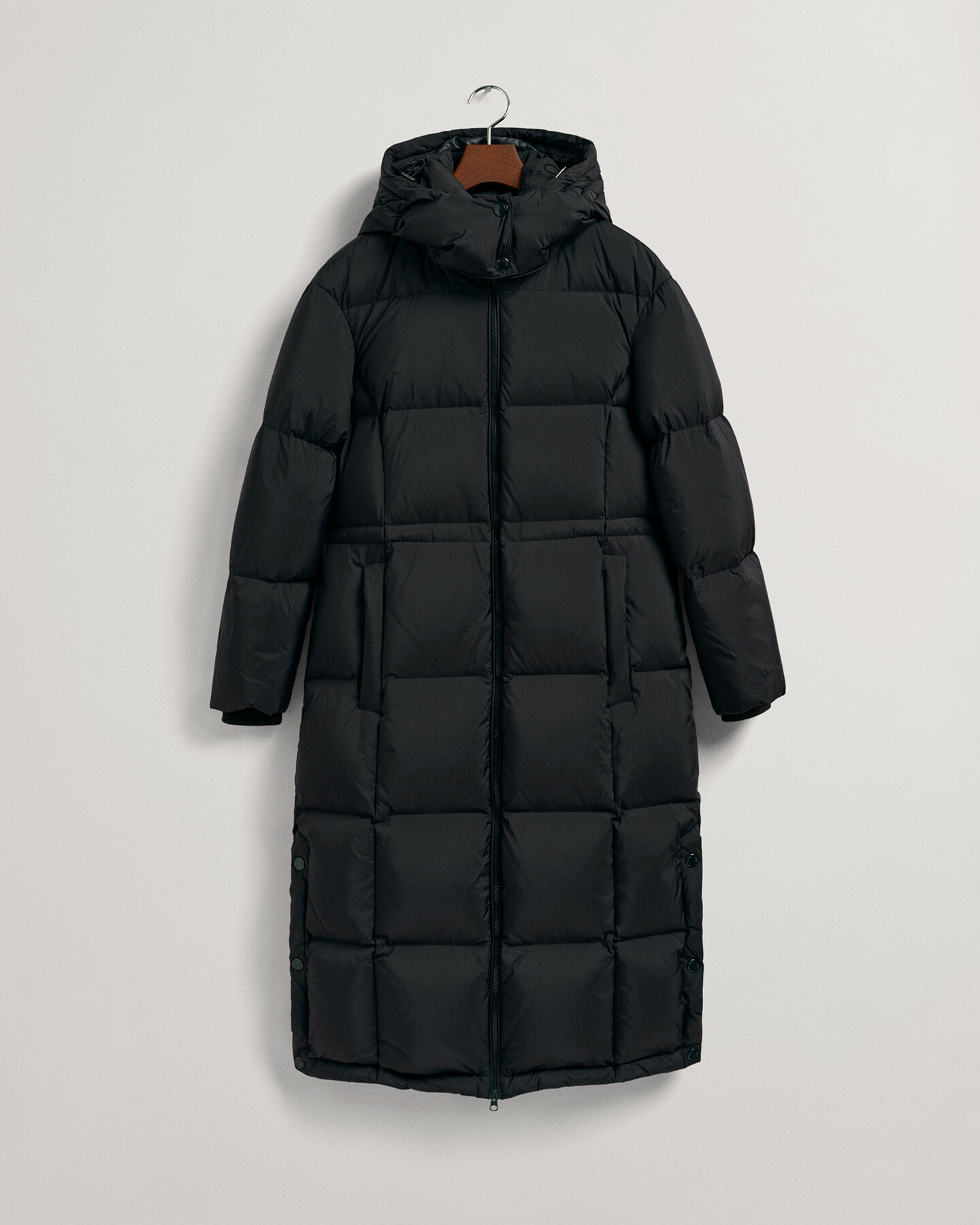 Kokopitkä untuvatakki