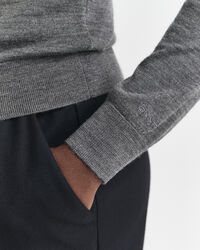 Merinovillainen neuletakki