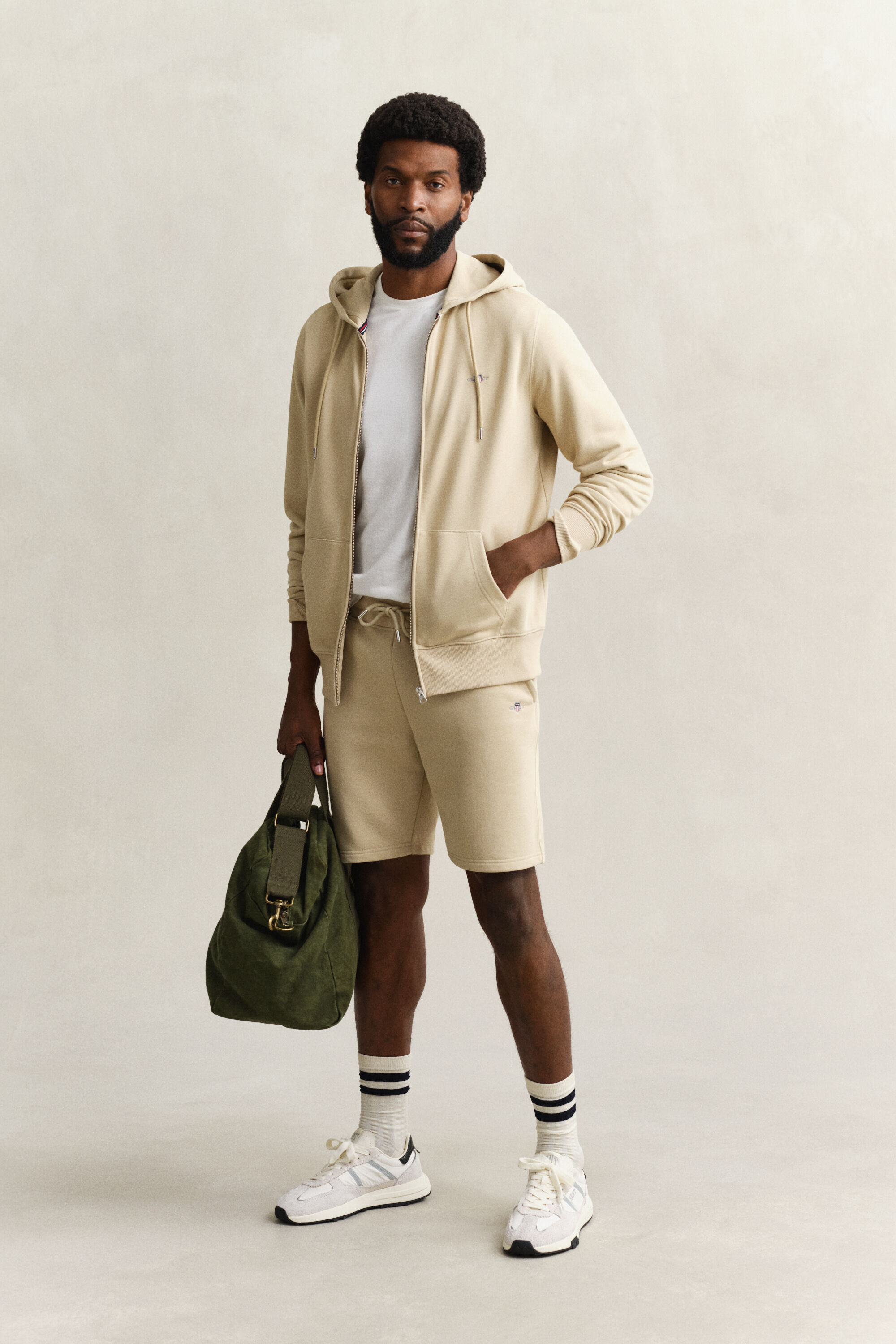 Shield-collegeshortsit