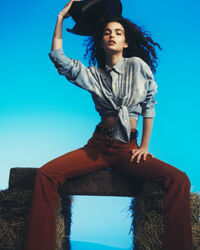 Wrangler x GANT ‑malliston relaxed fit ‑mitoitettu Bleached-paita puuvillasta ja villasta