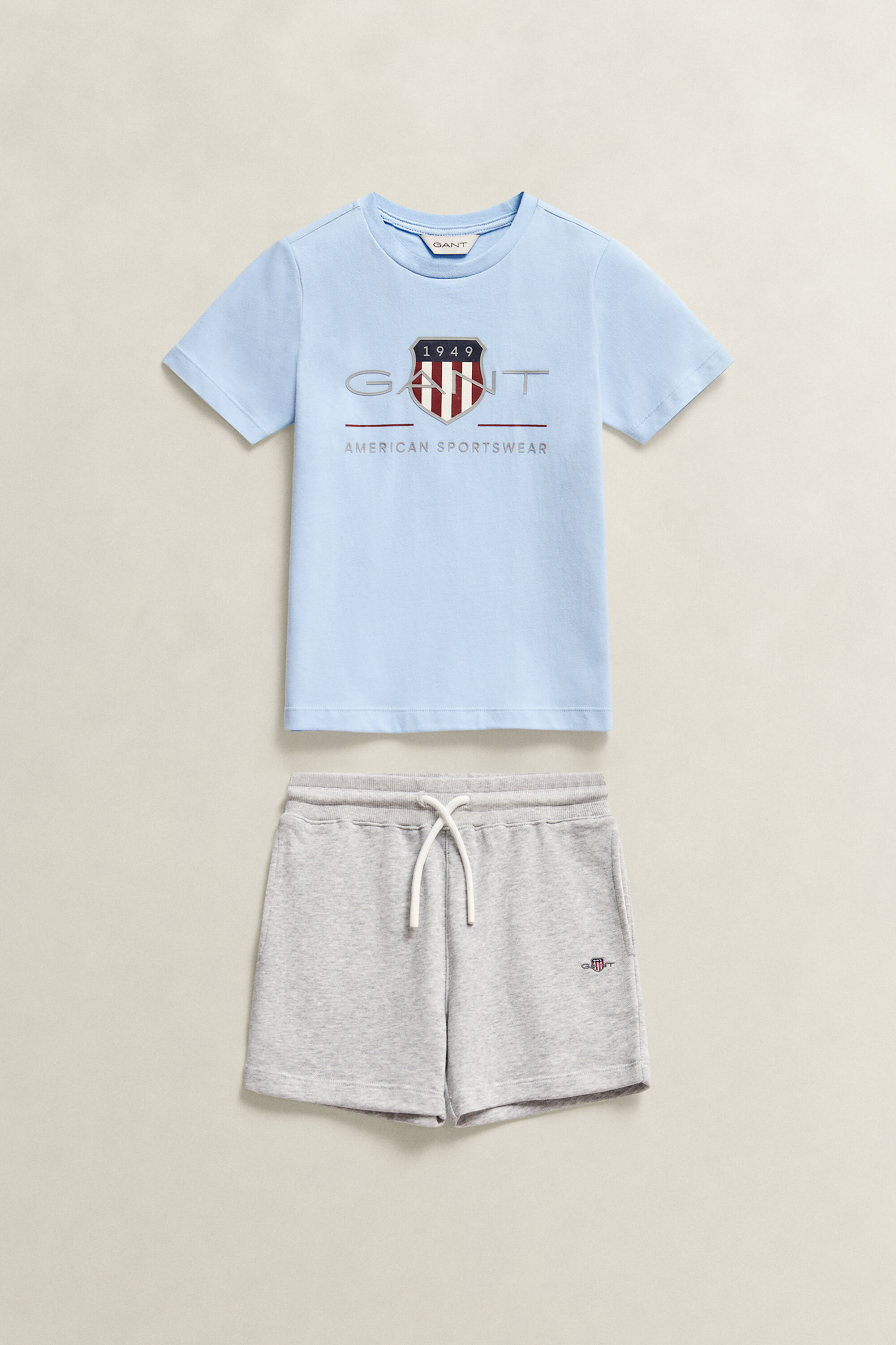 Boys‑malliston Archive Shield -t‑paita ja -collegeshortsit
