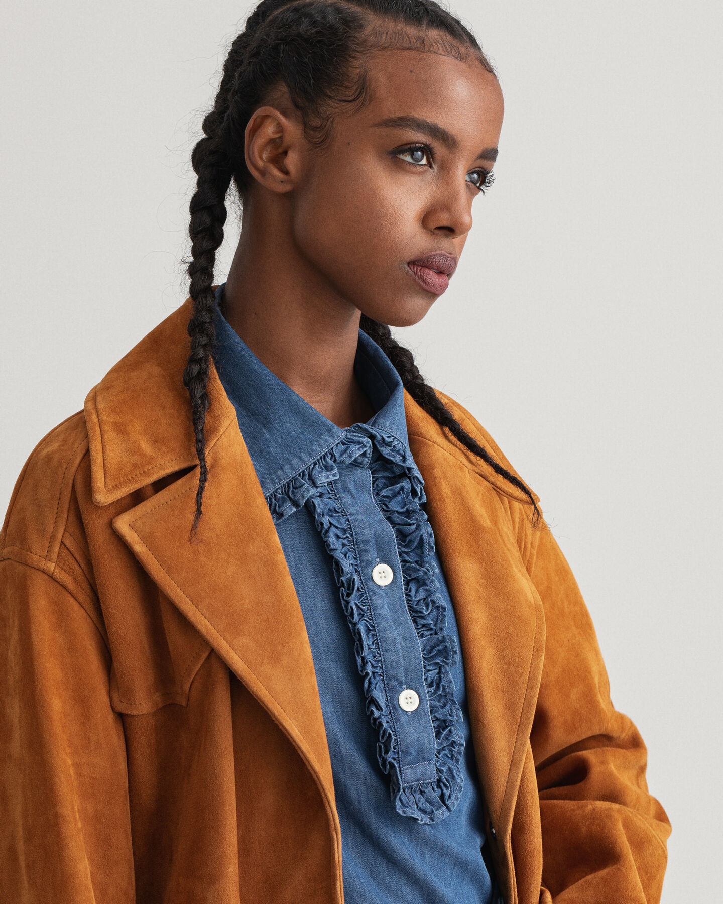 Mokkanahkatakki vyöllä