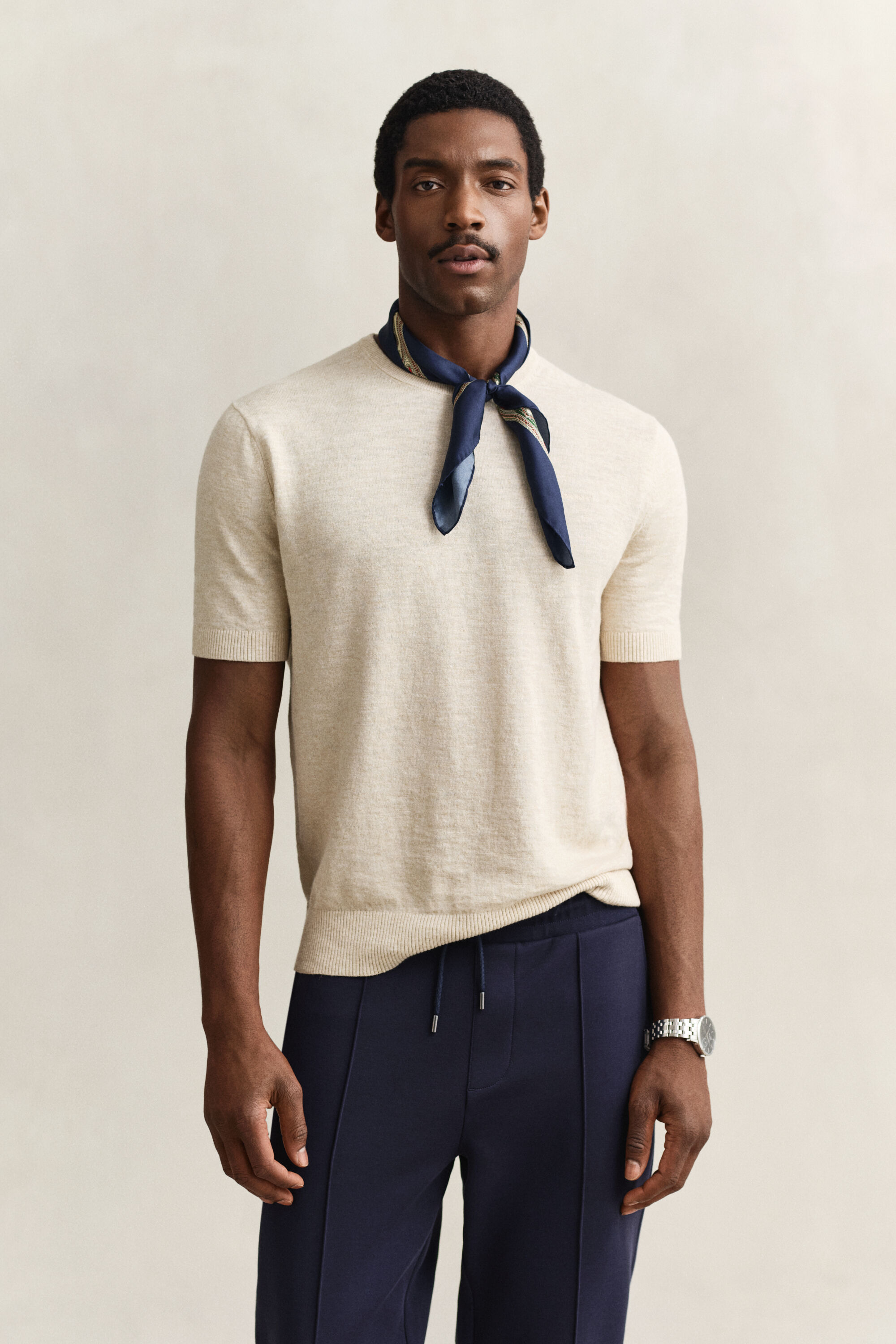 Lyhythihainen neulepusero slub-puuvillasekoitetta