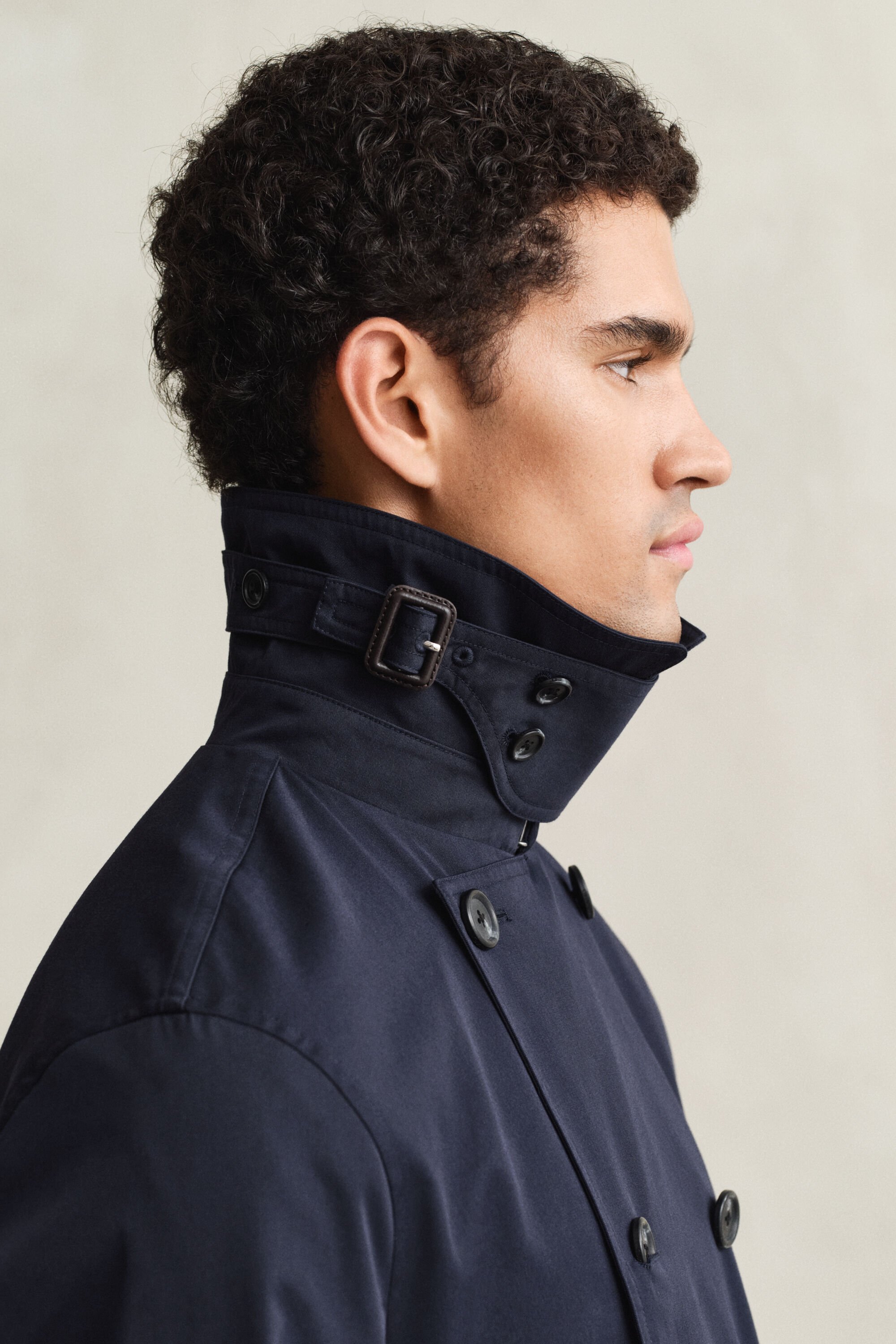 Puuvillasekoitteinen trenssitakki