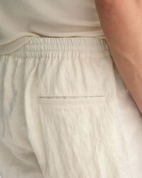 Satiiniset juoksushortsit