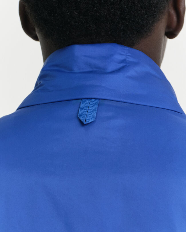 Kevyesti topattu takki