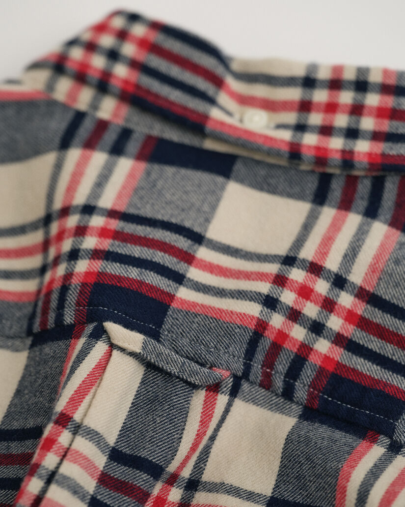 Teens-malliston ruudullinen flanellipaita